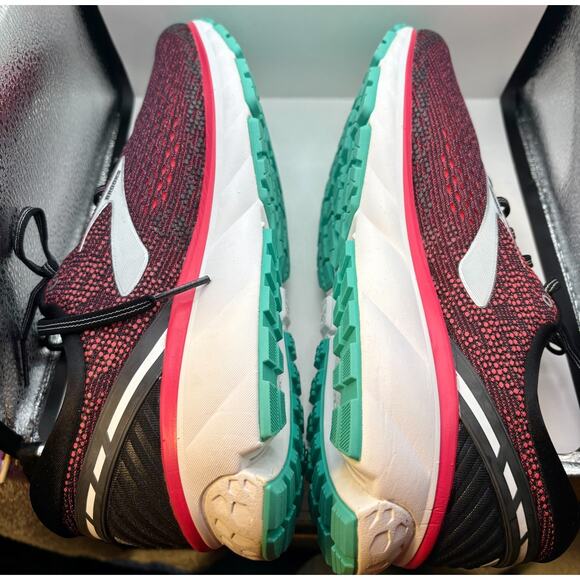 Brooks Ghost 11 Pink and Black Running Shoes Women's Size 12 - Picture 4 of 7